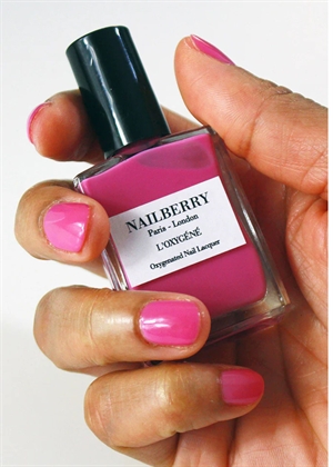 Pomegranate Juice / Oxygenated Bright Pink Nailberry 